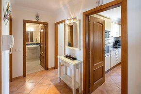 Lovely 2-bed Apartment in Sao Rafael