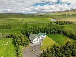 Laugavellir House and Tower Suite