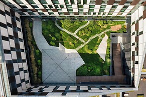 Flow And Co. Qingdao, Autograph Collection