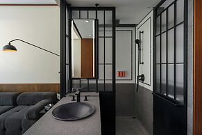 Flow And Co. Qingdao, Autograph Collection