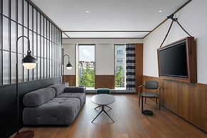 Flow And Co. Qingdao, Autograph Collection