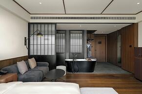 Flow And Co. Qingdao, Autograph Collection