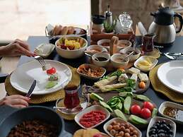 Very Peri Cappadocia - The Lifestyle Luxury Design Hotel