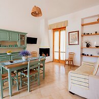 Villa Fil a by Pugliadamare