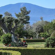 Nerotrivia Villa - Ocean Panorama and Lush Gardens