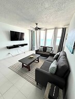 Gorgeous Ocean View 1br With Beach Access & Pool