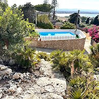 Rock Garden Villa in Isola