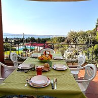 Rock Garden Villa in Isola