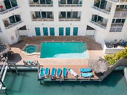 Sun West Palms 301
