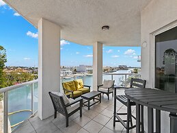 Sun West Palms 301