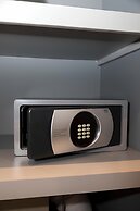 Unique Luxury Central Flat