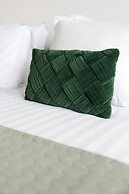 Unique Luxury Central Flat