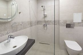 Bellicity Apart Complex