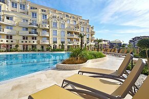 Bellicity Apart Complex