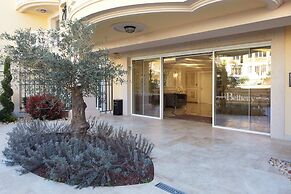 Bellicity Apart Complex