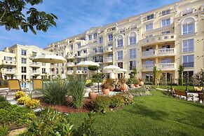 Bellicity Apart Complex