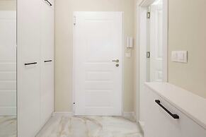 Bellicity Apart Complex