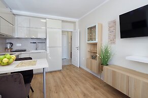 Bellicity Apart Complex