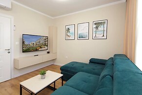 Bellicity Apart Complex