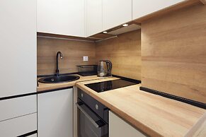 Bellicity Apart Complex