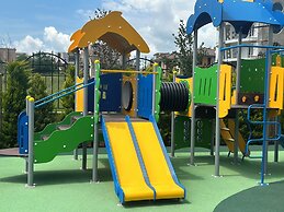 Bellicity Apart Complex