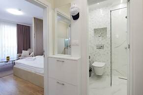 Bellicity Apart Complex