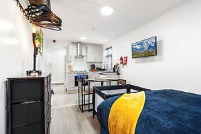 Kunda House Pershore