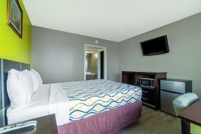 Lamplighter Inn By OYO Independence