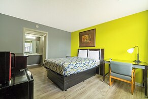 Lamplighter Inn By OYO Independence