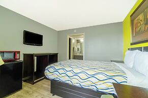 Lamplighter Inn By OYO Independence