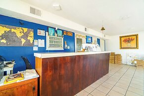 Lamplighter Inn By OYO Independence