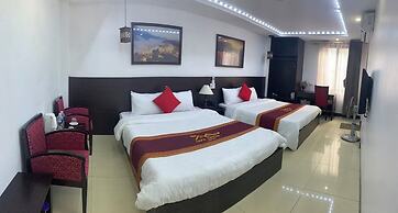Sapa Crown Hotel