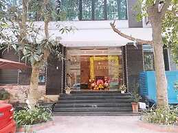 Le Yen Hotel HN- by Bay Luxury