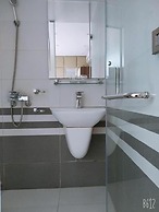 Le Yen Hotel HN- by Bay Luxury