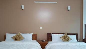 Love Hotel KDT Van Phu- by Bay Luxury