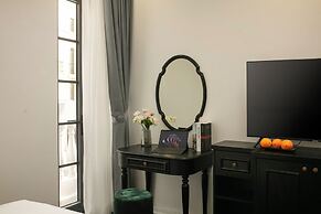 Elegant Boutique Hotel Ha Long