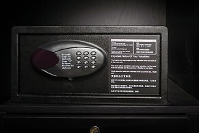 Elegant Boutique Hotel Ha Long