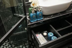 Elegant Boutique Hotel Ha Long