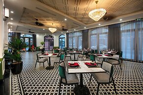 Elegant Boutique Hotel Ha Long