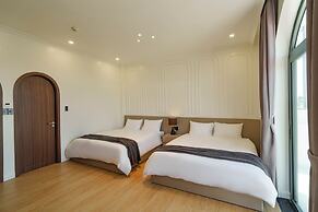 Storij Home & Coffee