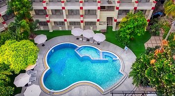 Mermaid Beach Resort