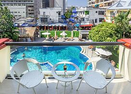 Mermaid Beach Resort