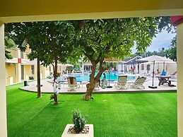 Mermaid Beach Resort