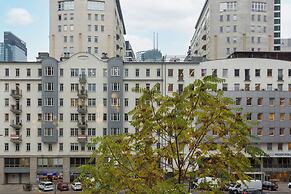 Mennica Azurite by Renters Prestige