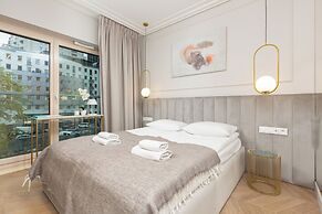 Mennica Azurite by Renters Prestige