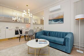 Mennica Azurite by Renters Prestige