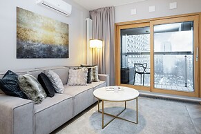 Mennica Amethyst by Renters Prestige