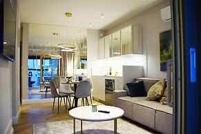 Mennica Amethyst by Renters Prestige