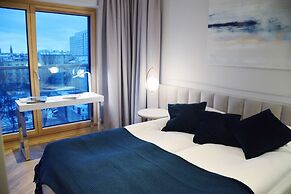 Mennica Amethyst by Renters Prestige