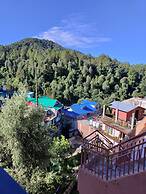 Goroomgo Viva La Vida Dalhousie